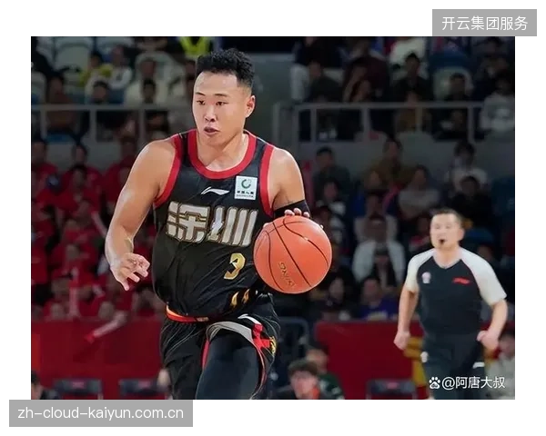 深圳双核驱动收获常规赛第三，史密斯与贺希宁包揽两大个人奖项彰显实力